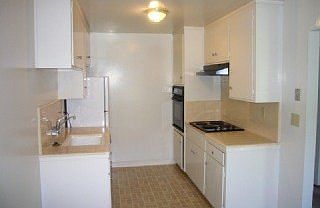 2nd image of 4292 Hamilton Ave APT A