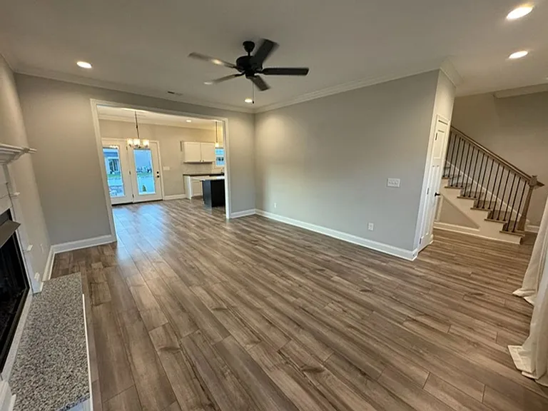 1535 Cherokee Landing Dr — Photo 7