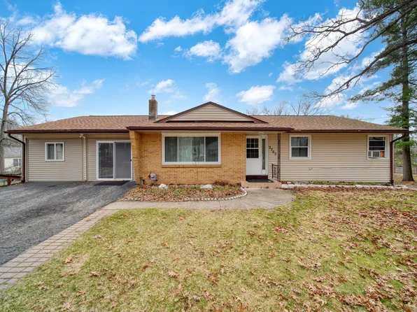 2705 Glendale Rd, Jackson, MI 49203