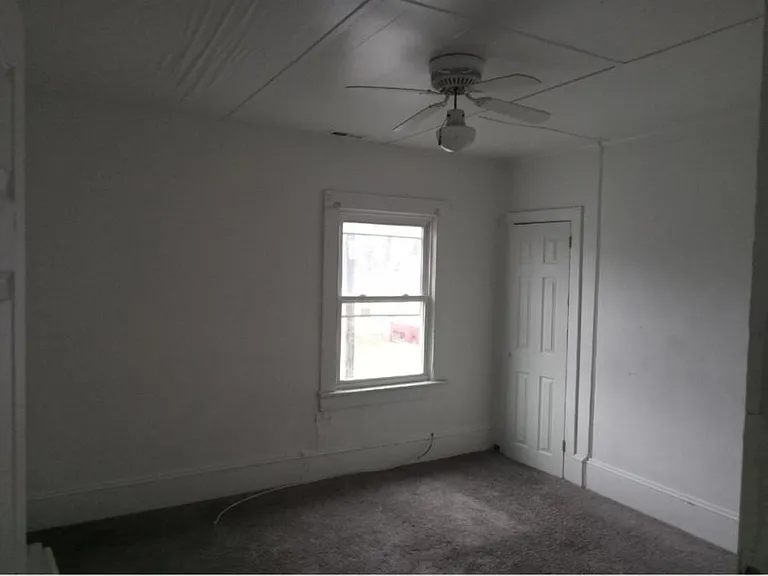 1617 E 1st St #B — Photo 7