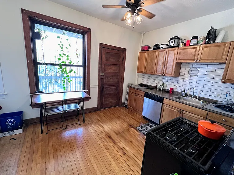 3216 W Altgeld St #1 — Photo 3