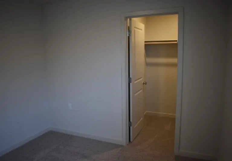 4139 Scarlet Ct — Photo 37