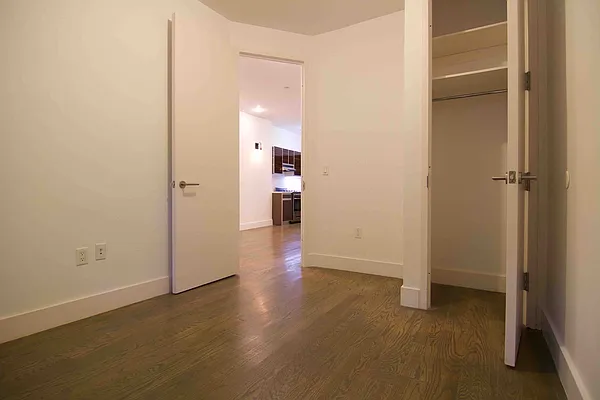 Rented by Nooklyn NYC LLC | media 28