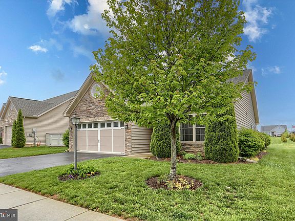 2nd image of 2035 Liberty Dr