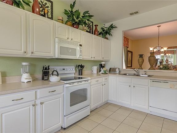 4th image of 2687 Manesty Ln