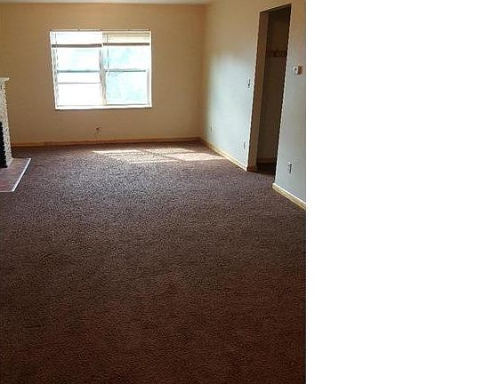 3rd image of 8935 Meridian Ave #4