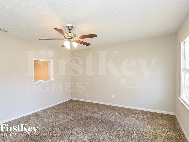 6698 Kull Dr — Photo 3