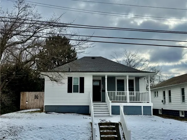 1012 27th St, Parkersburg, WV 26104