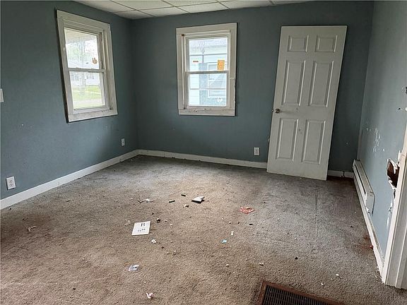 4th image of 1558 Bryan St