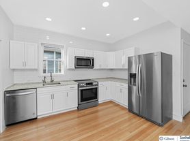 9 Hansborough St, Dorchester Center, MA