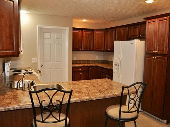 5th image of 4234 Cooks Ct #4234