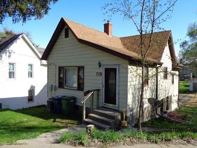 719 Locust Pl, Clinton, IA, 52732
