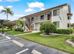4987 Pepper Cir APT 202, Naples, FL 34113