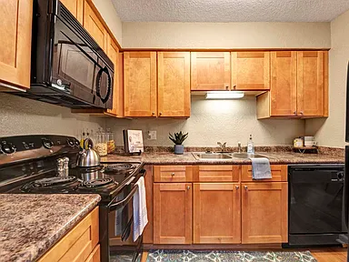 Signal Pointe Apartment Homes