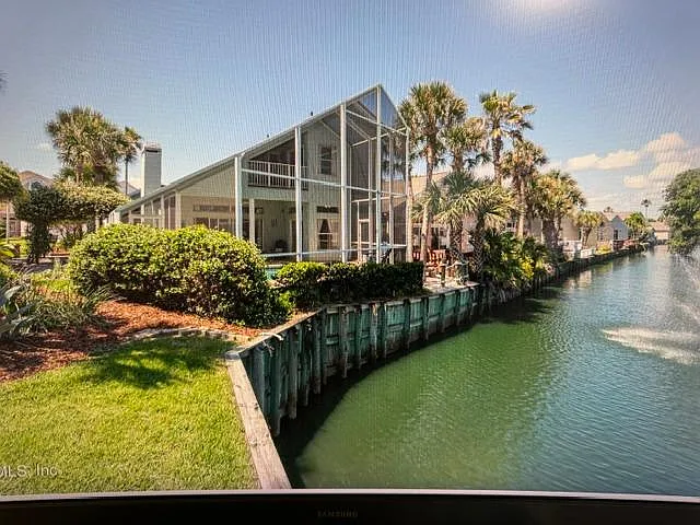 265 Kingston Dr — Photo 6