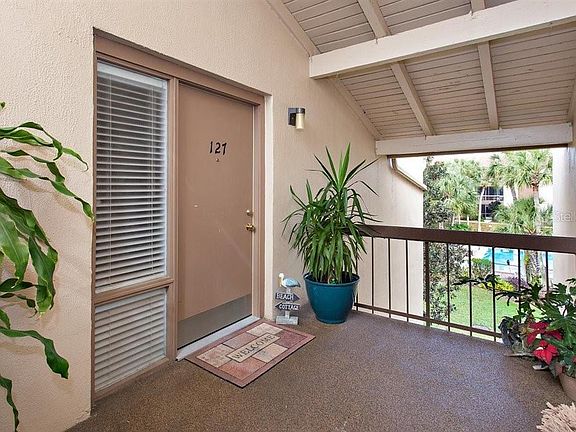 2nd image of 588 Orange Dr APT 127