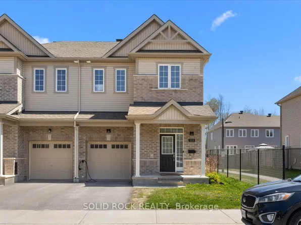 255 Trailsedge Way, Ottawa, ON K1W 0E8