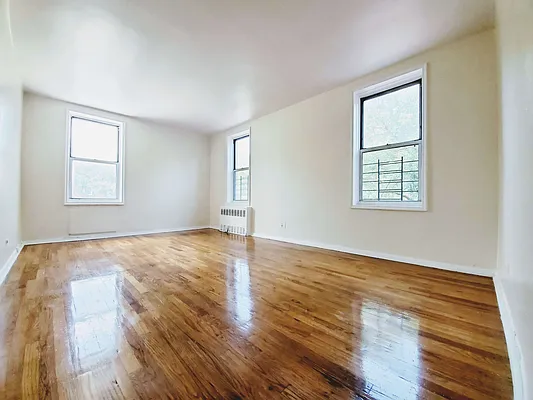 Rented by Bruma Realty LLC | media 10