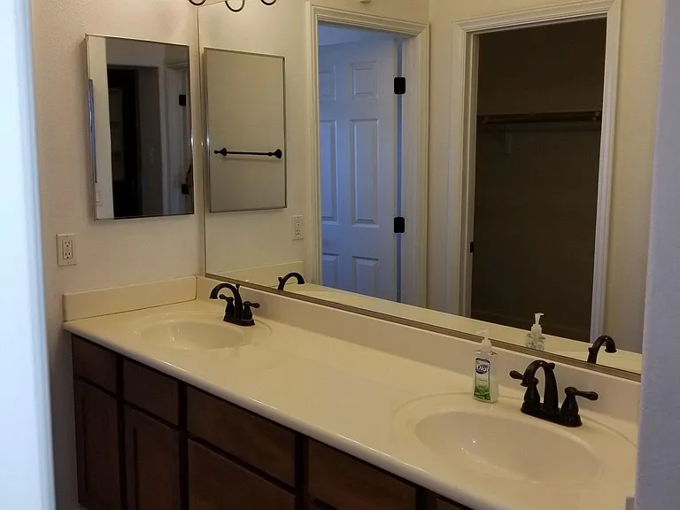 Master Bathroom, View 3.