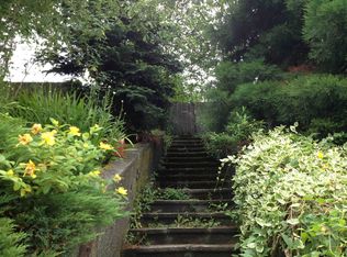 6810 15th Ave NE, Seattle, WA 98115