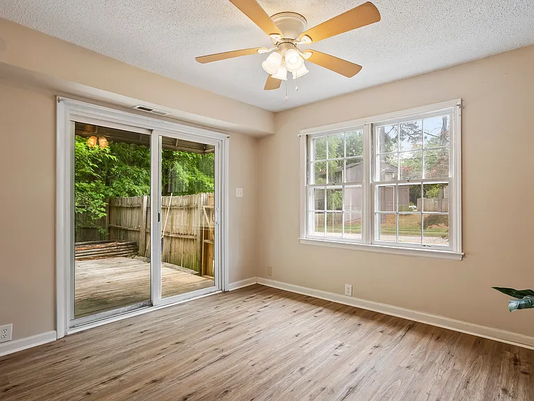 1801 Quail Ridge Rd — Photo 12