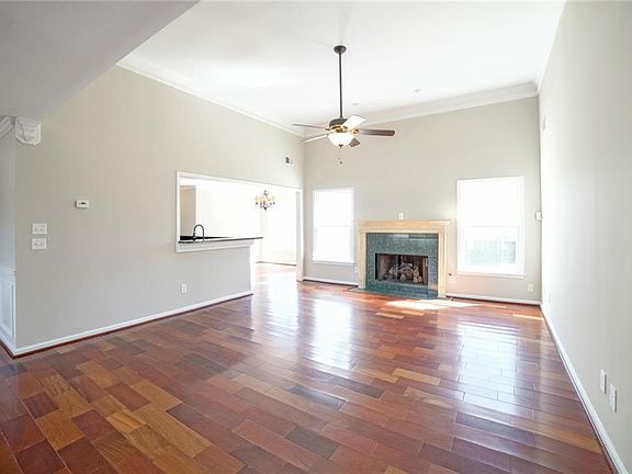 4th image of 1618 Big Oak Ct