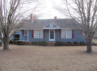 222 E Hampton St, Olanta, SC 29114