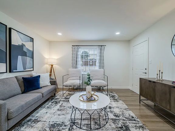 5th image of 1400 Galleria Ln SE #2B-2Ba-1048Sqft
