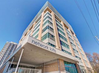 2 Fieldway Rd #717, Toronto, ON M8Z0B9