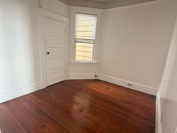 3rd image of 1403 Kearny St #1403