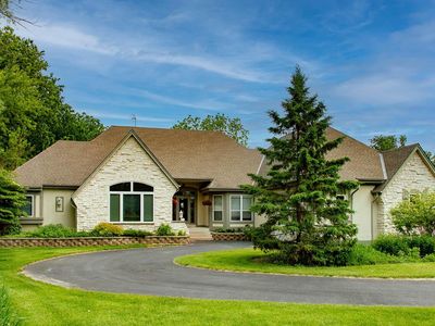 827 East Lakeview ROAD, Hustisford, WI, 53034