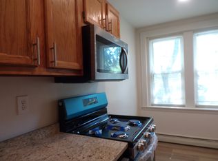 207 Everett St #7, Quincy, MA 02170