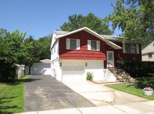 316 Emery Ave, Romeoville, IL 60446