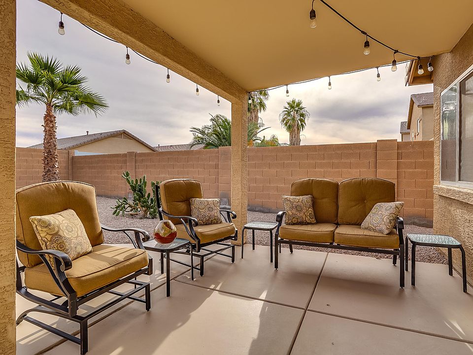 1st image of 44063 W Neely Dr