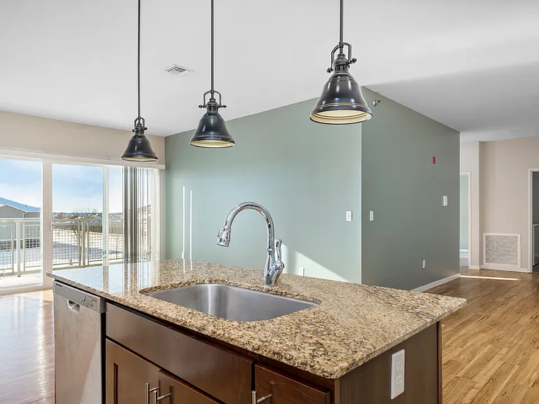 6. Stone Creek D - Kitchen_Reverse