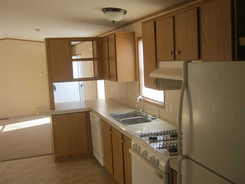 2nd image of 3290 Martha St Trlr 11