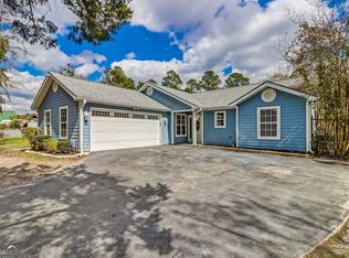 232 Pine Dr, Woodbine, GA 31569