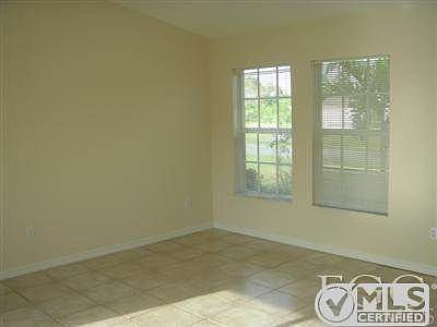 5th image of 2732 NE 7th Pl