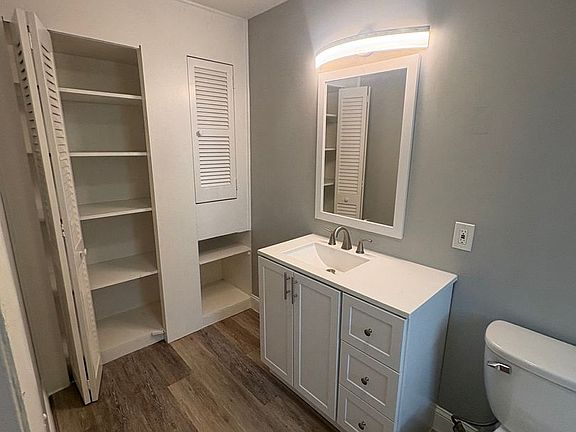 5th image of 420 S Palmetto St #7