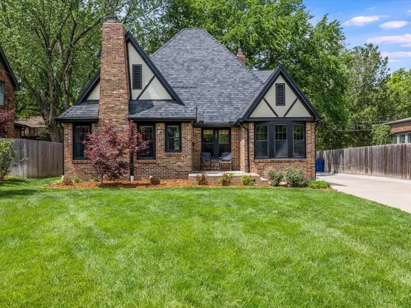 137 N Dellrose Ave, Wichita, KS 67208
