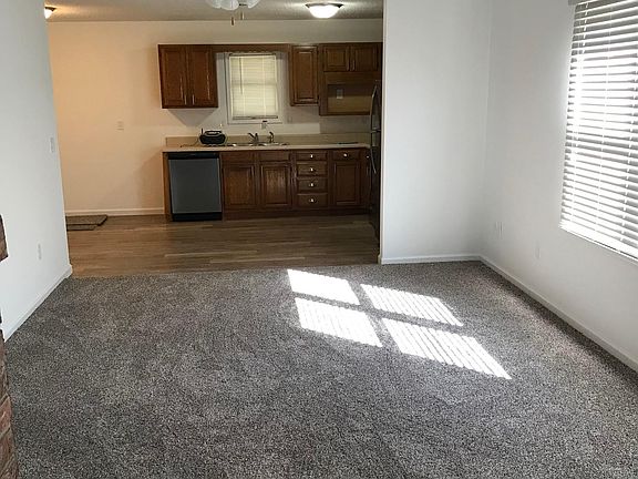 2nd image of 3204 Mark Twain Ave APT B