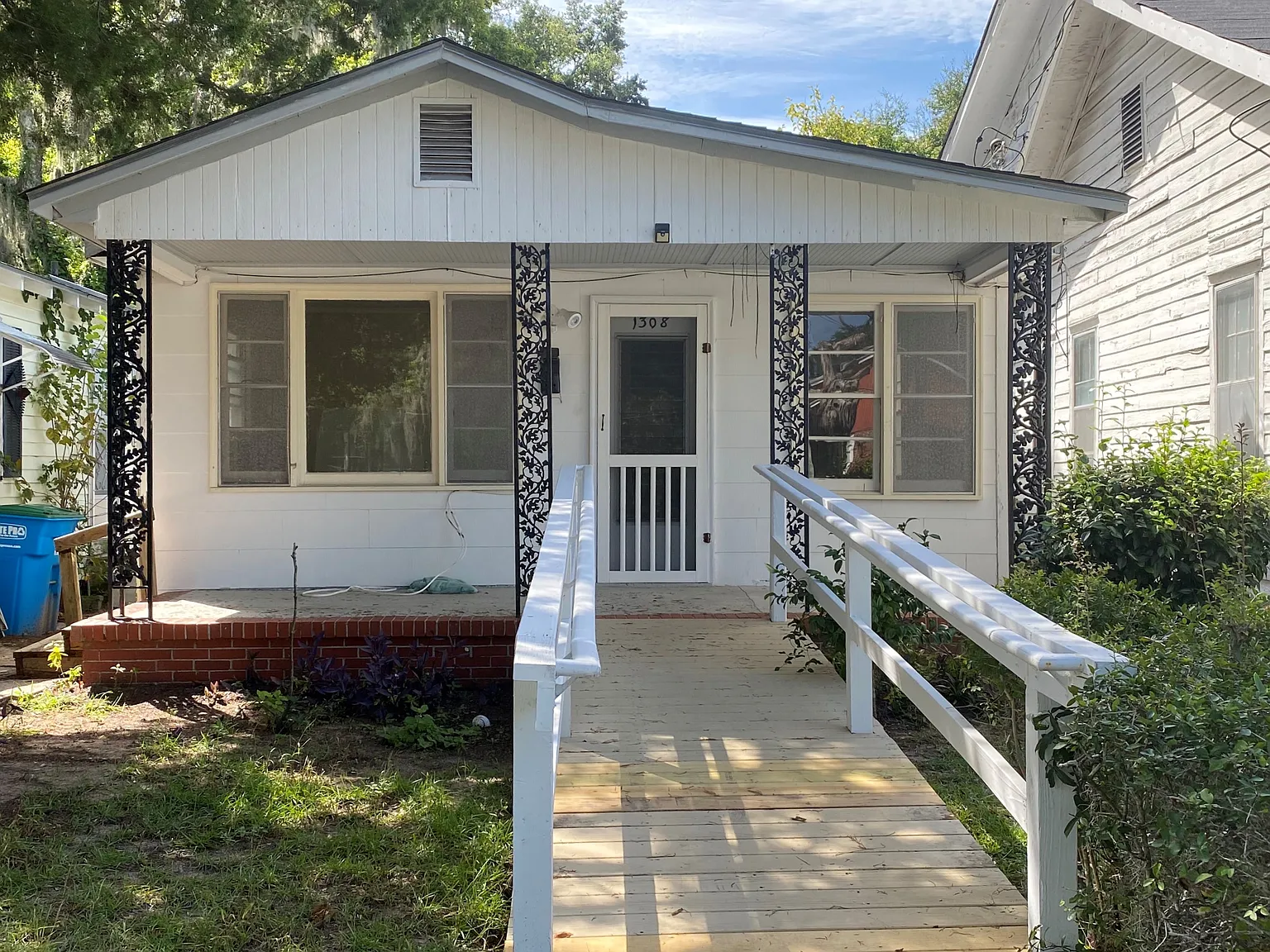 1 bed, 738 sqft, $1,200 — Photo 1