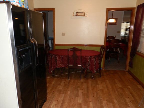 3rd image of 708 N Livingston St