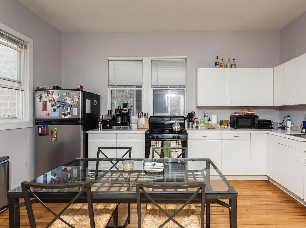 Building Photo - 3735 N Janssen Ave #1