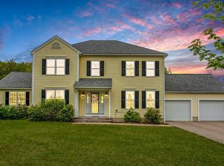 34 Sky Ln, Leominster, MA 01453