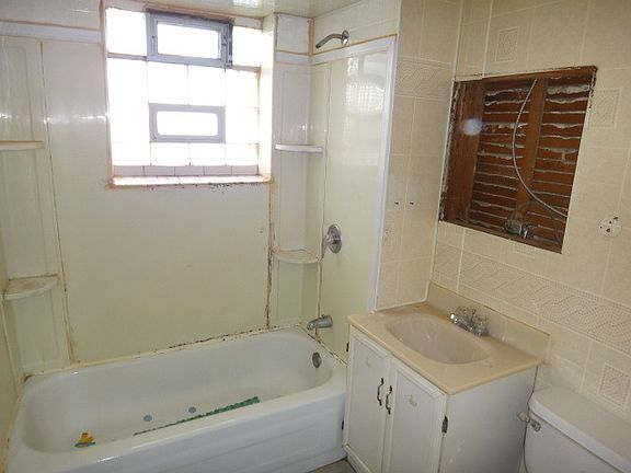 5th image of 5639 W 22nd Pl