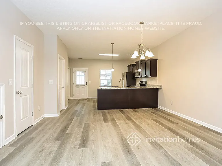 422 Rick McCormick Dr — Photo 6