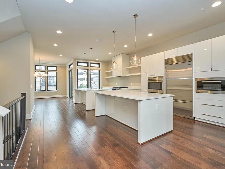 20442 Northpark Dr — Photo 10