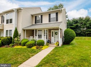 57 Fair Oaks Ct, Newtown, PA 18940