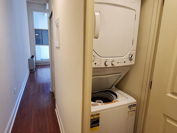 2nd image of 1327 Lombard St